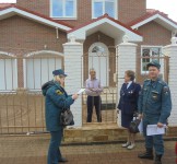 В Свердловской области продолжается работа по обучению населения правилам пожарной безопасности